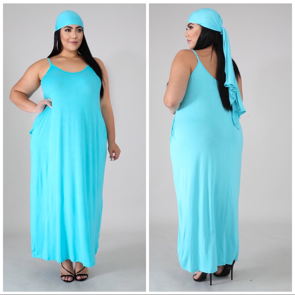 Cool Breeze Maxi Dress(No offers Price Firm)❗️